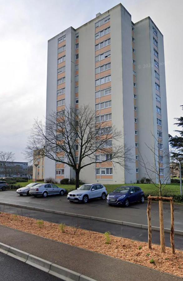 Appart T2 Spacieux Proche Gare Tgv Le Mans Exterior foto